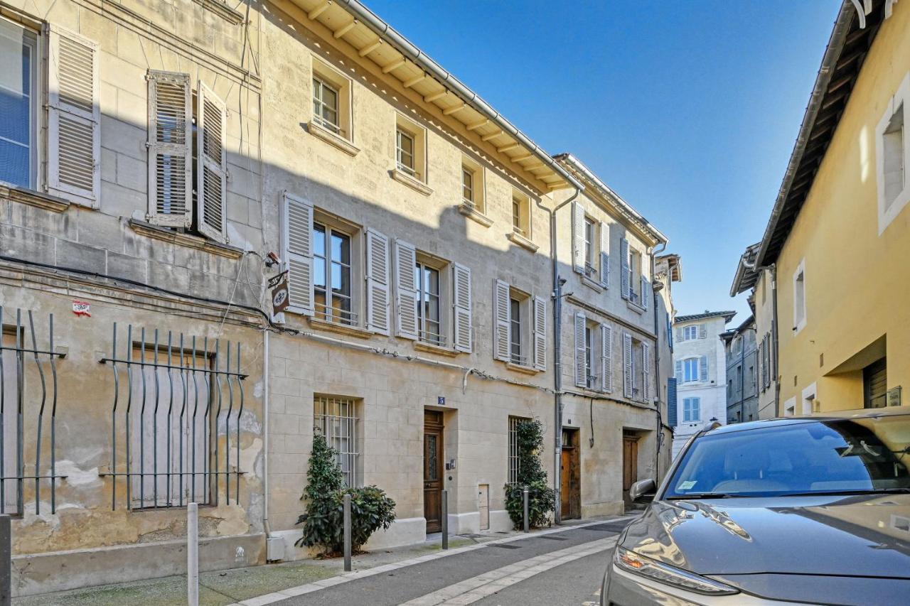 Au Coeur Des Papes, Dans Batisse De Charme Studios & Appartements En Coeur De Ville Avignon Buitenkant foto